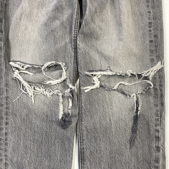 American Eagle Distressed Mom Jean High Rise Black Size 4 Short - Picture 14 of 14